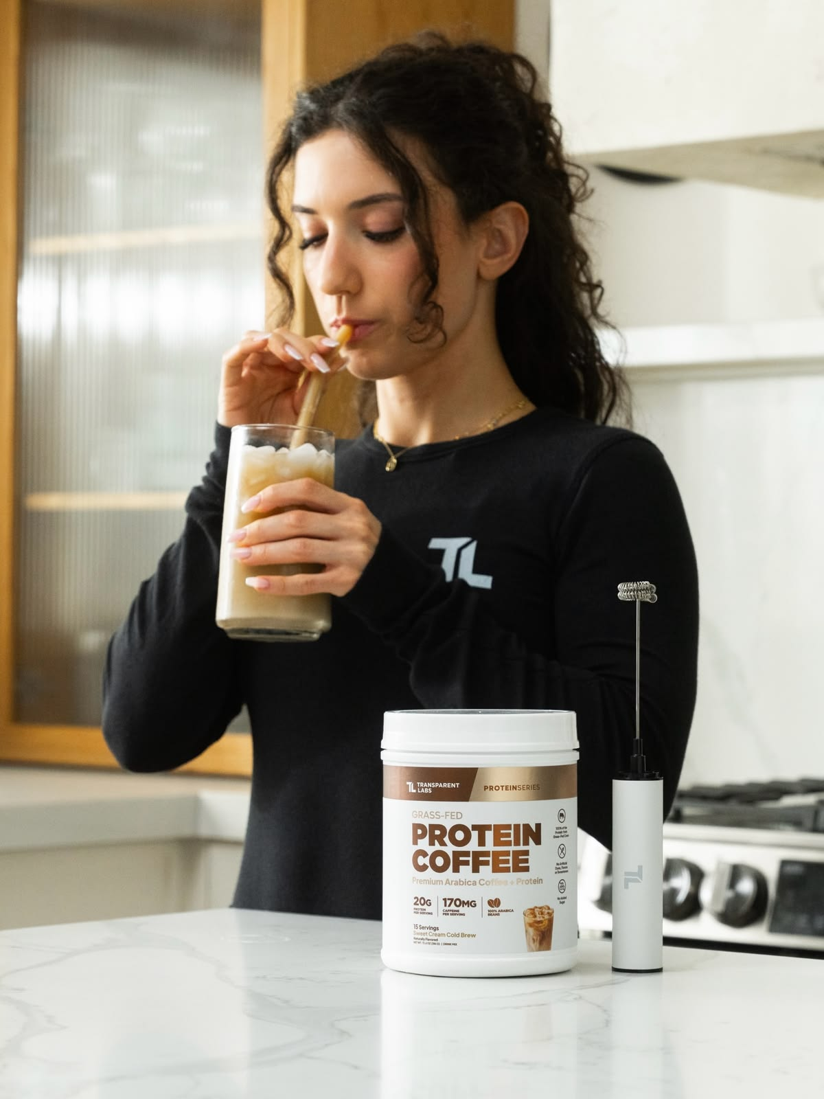 Campanha de café proteico em cozinha